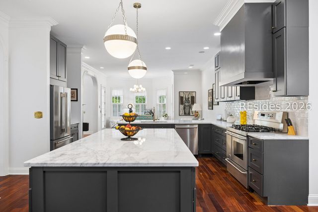 29 Oxford Dr, Hilton Head Island, SC 29928