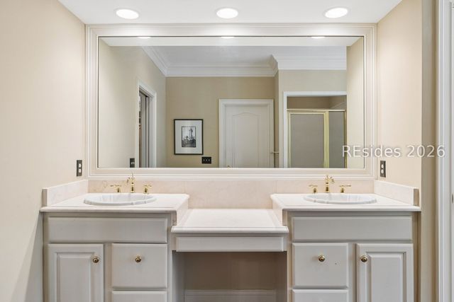 29 Oxford Dr, Hilton Head Island, SC 29928