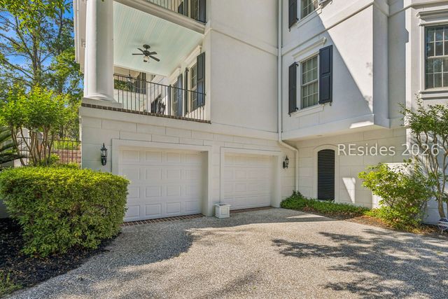29 Oxford Dr, Hilton Head Island, SC 29928