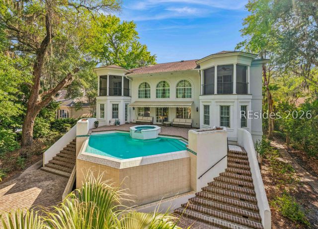 29 Oxford Dr, Hilton Head Island, SC 29928