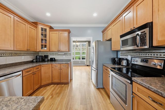 132 Drake Lane, Georgetown, KY 40324