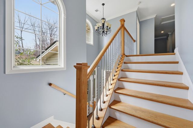 132 Drake Lane, Georgetown, KY 40324