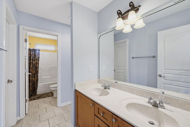 132 Drake Lane, Georgetown, KY 40324