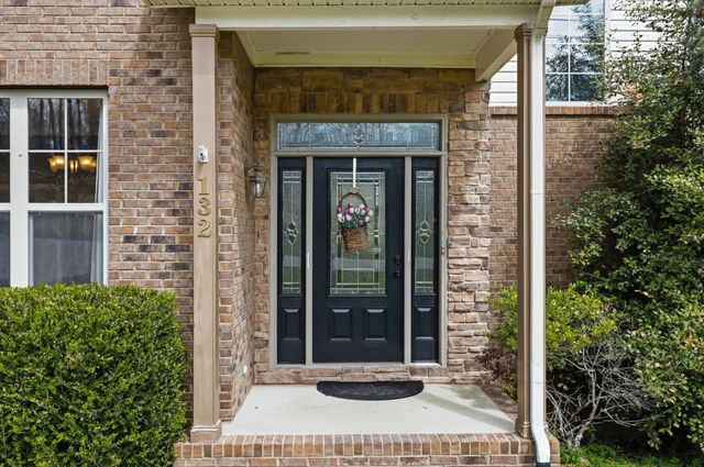 132 Drake Lane, Georgetown, KY 40324