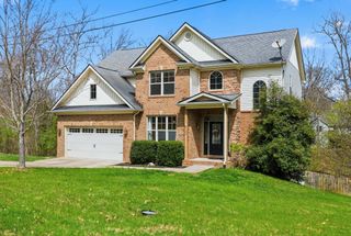 132 Drake Lane, Georgetown, KY 40324