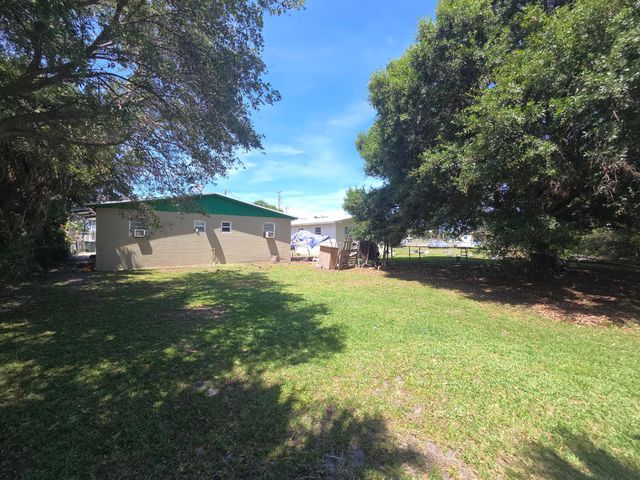 1219 Avenue M, Fort Pierce, FL 34950