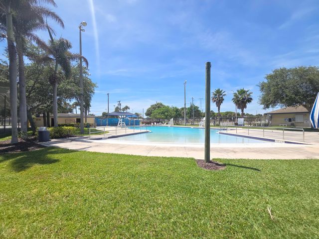 1219 Avenue M, Fort Pierce, FL 34950