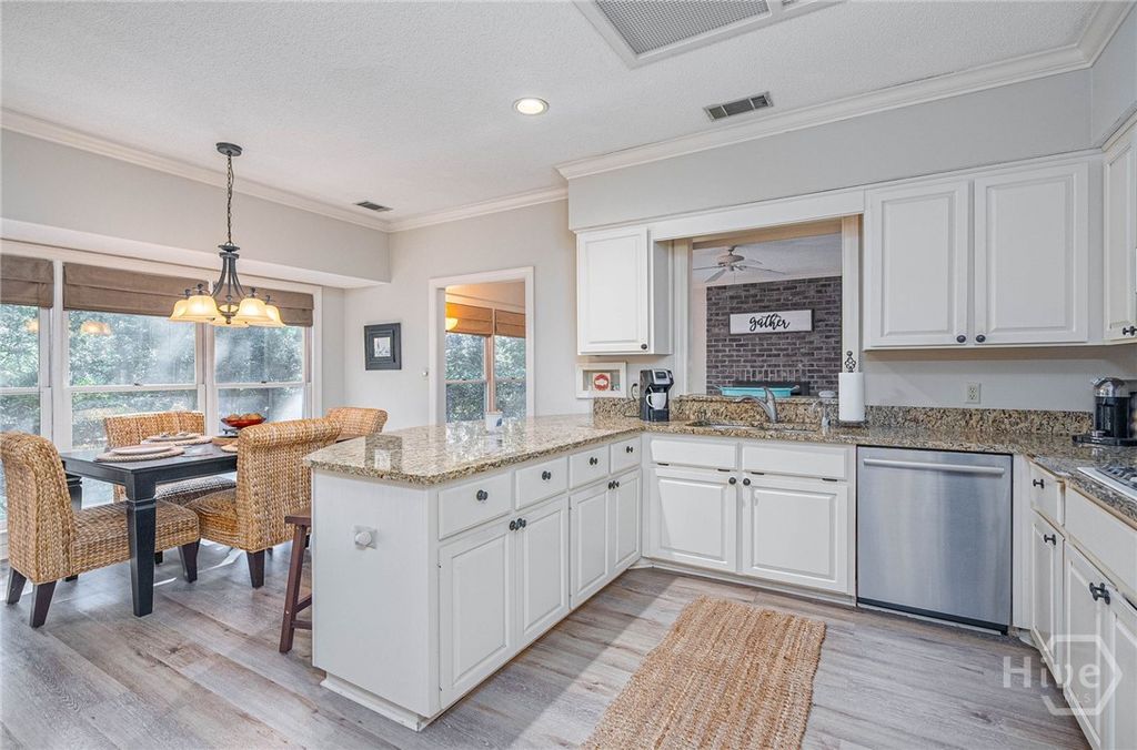 Image 18 of property listing at 1 Quahog Lane, Savannah, GA 31411