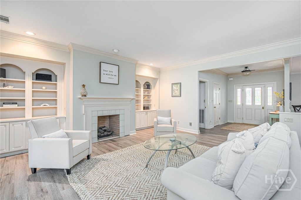 Image 8 of property listing at 1 Quahog Lane, Savannah, GA 31411