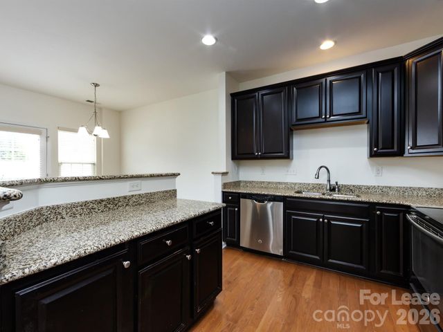 2436 Silverthorn Drive, Charlotte, NC 28273