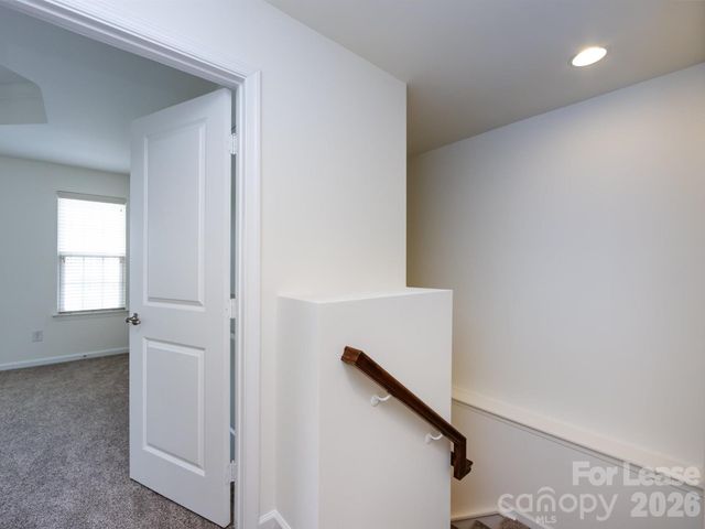 2436 Silverthorn Drive, Charlotte, NC 28273