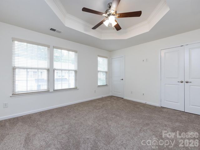 2436 Silverthorn Drive, Charlotte, NC 28273