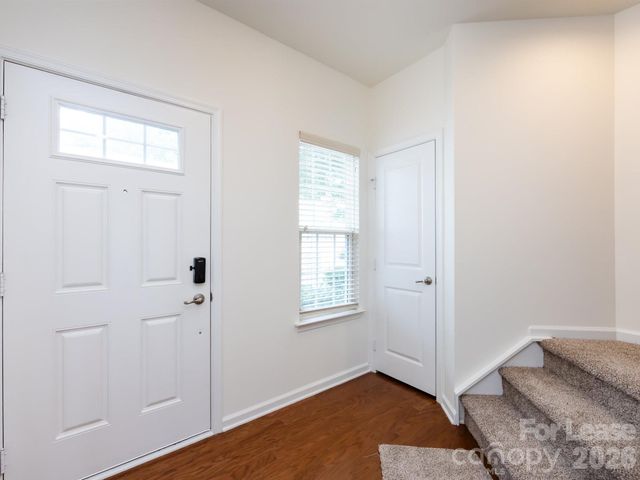 2436 Silverthorn Drive, Charlotte, NC 28273