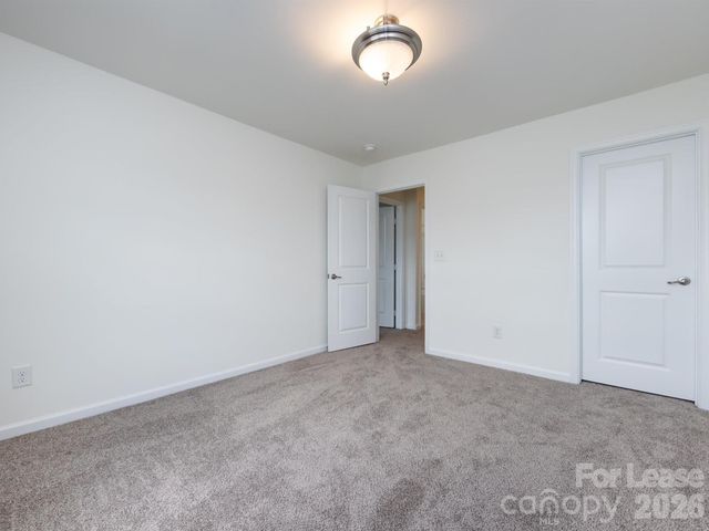 2436 Silverthorn Drive, Charlotte, NC 28273