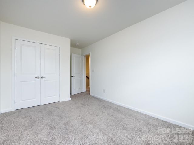 2436 Silverthorn Drive, Charlotte, NC 28273