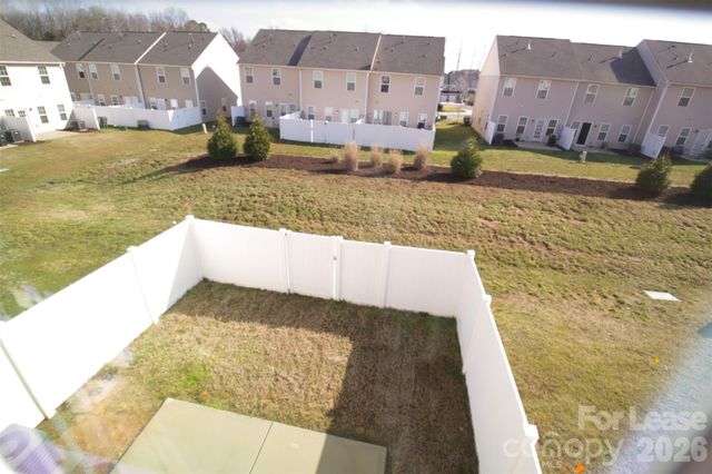 2436 Silverthorn Drive, Charlotte, NC 28273