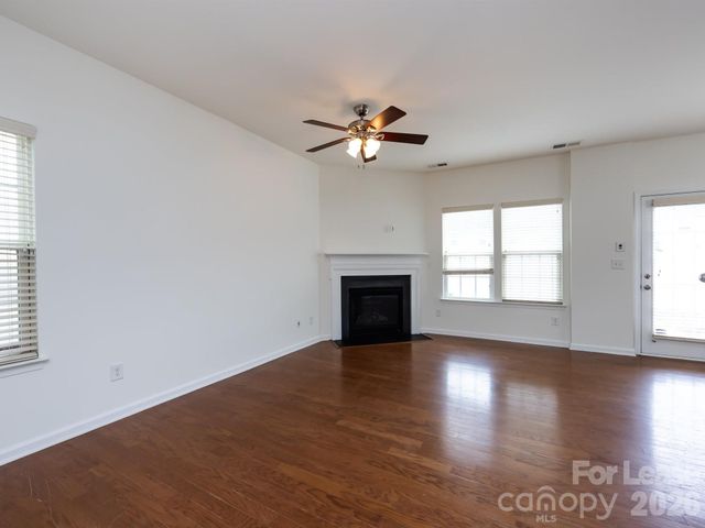 2436 Silverthorn Drive, Charlotte, NC 28273
