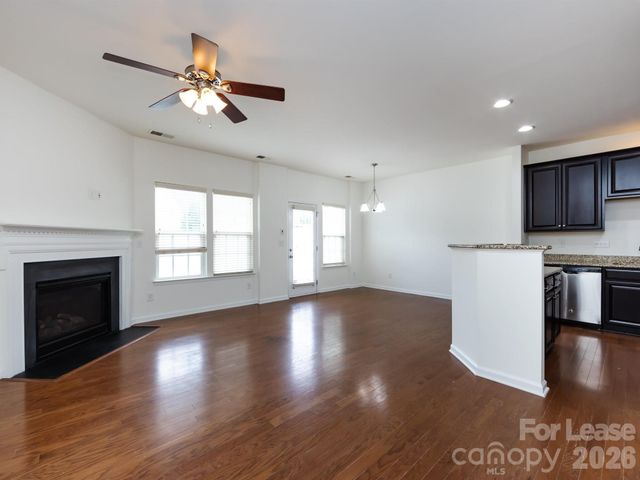 2436 Silverthorn Drive, Charlotte, NC 28273