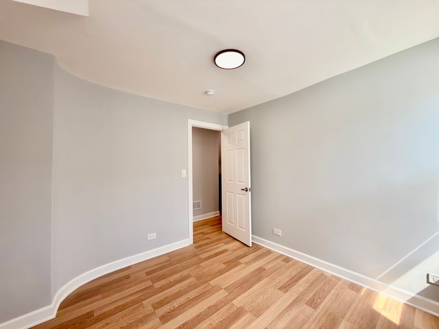 4326 W Washington Boulevard, Chicago, IL 60624