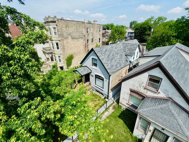 4326 W Washington Boulevard, Chicago, IL 60624