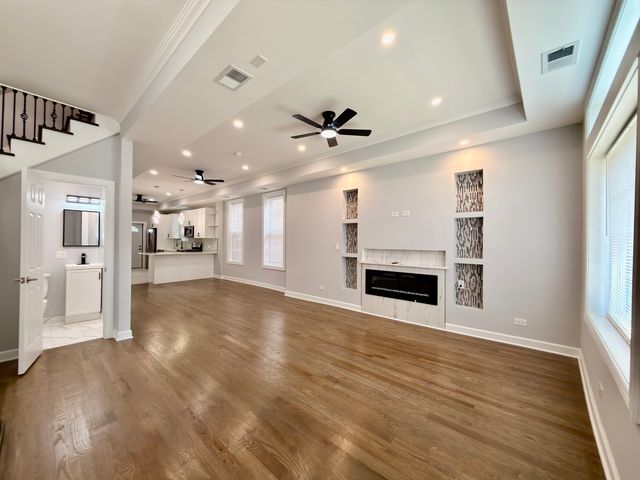 4326 W Washington Boulevard, Chicago, IL 60624