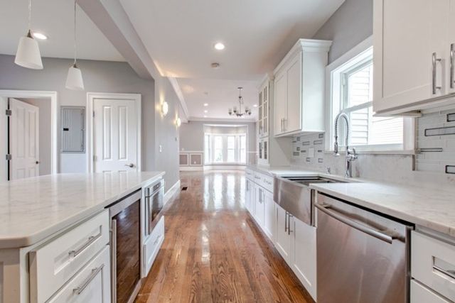 7 Lorenzo Street, Boston, MA 02122