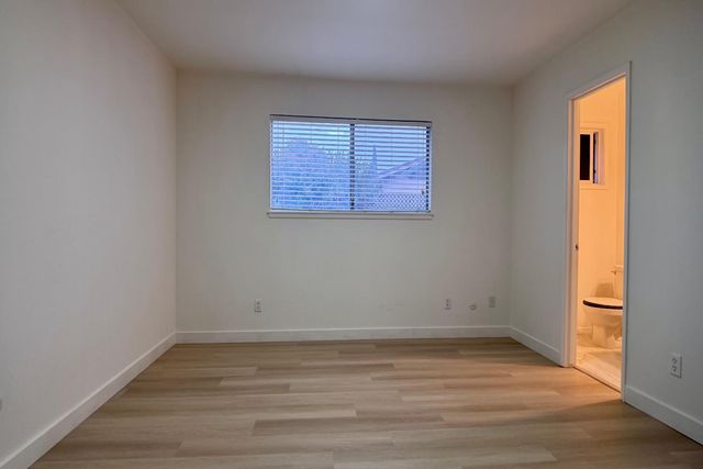 1478 E Magill Avenue, Fresno, CA 93710