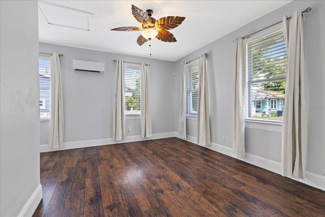 2916 N HIGHLAND AVENUE, Tampa, FL 33602