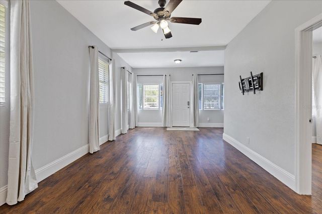 2916 N HIGHLAND AVENUE, Tampa, FL 33602