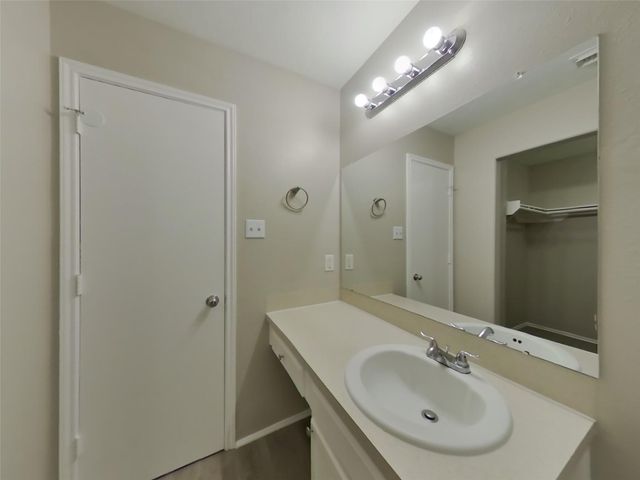 16783 Fallen Timbers Drive, Conroe, TX 77385