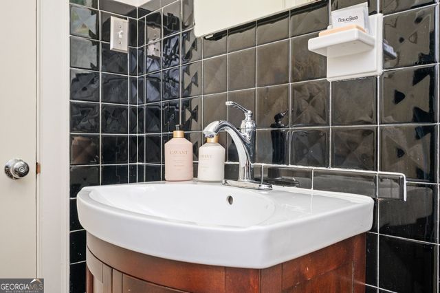 1153 Jackson Springs Road, Macon, GA 31211