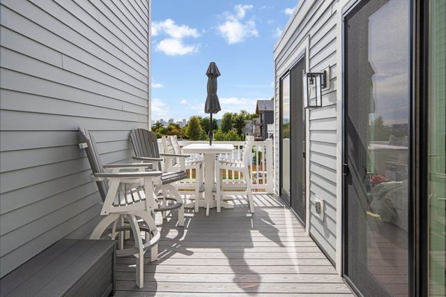 181 Coleridge St C, Boston, MA 02128