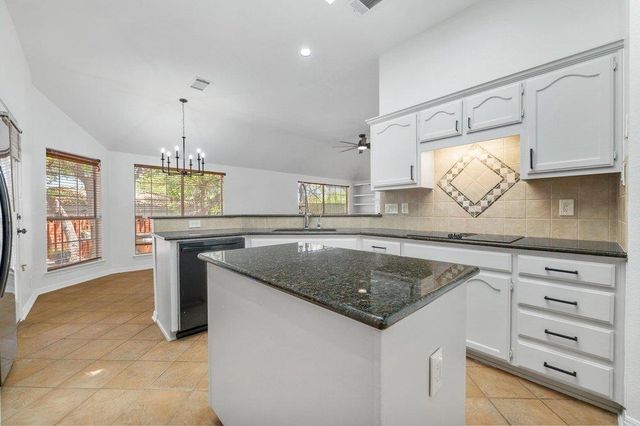 209 El Rio DR, Lakeway, TX 78734