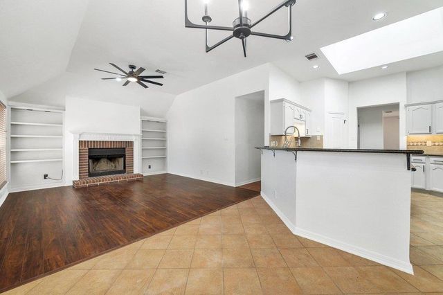 209 El Rio DR, Lakeway, TX 78734