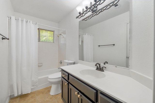 209 El Rio DR, Lakeway, TX 78734