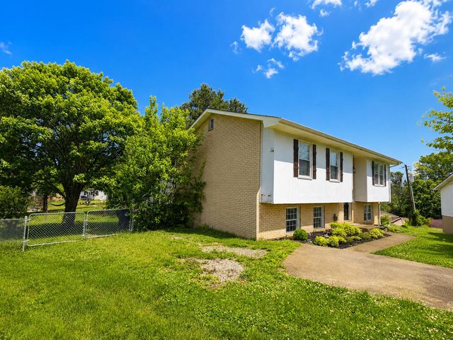 656 Magnolia Drive, Mt Sterling, KY 40353