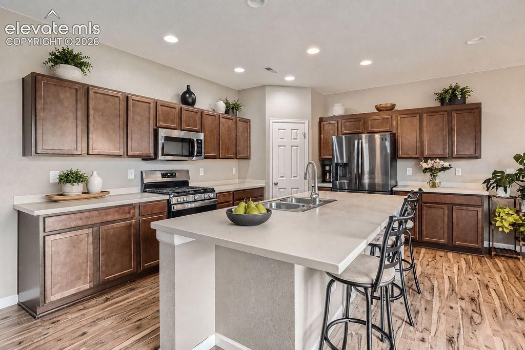 806 White Crow Street, Aurora, CO 80018 — photo 4