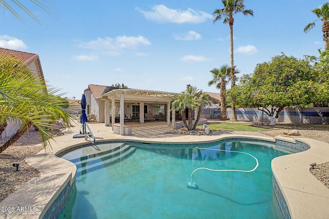 10910 E TWILIGHT Drive, Sun Lakes, AZ 85248