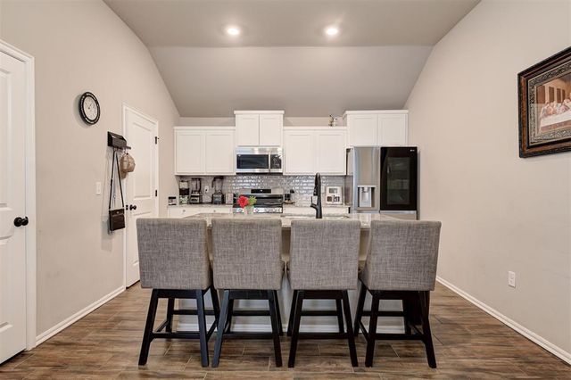 11652 SW 12th Street, Yukon, OK 73099