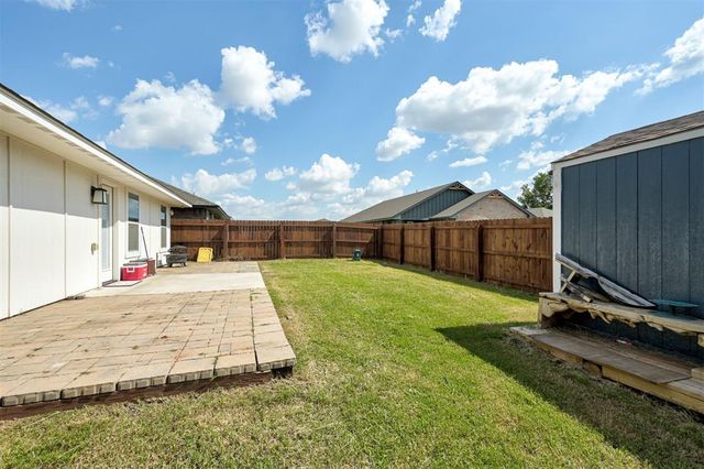 11652 SW 12th Street, Yukon, OK 73099