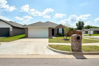 11652 SW 12th Street, Yukon, OK 73099