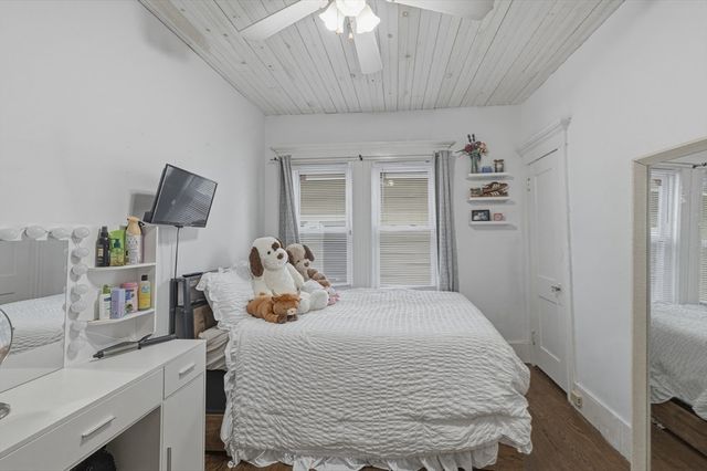 421 Maxfield St, New Bedford, MA 02740