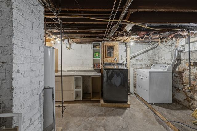 421 Maxfield St, New Bedford, MA 02740