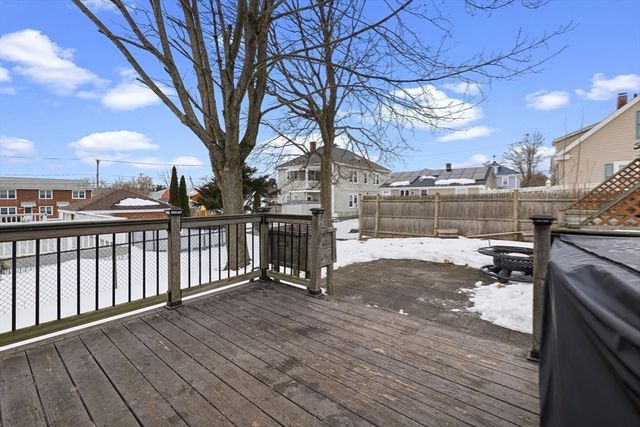 421 Maxfield St, New Bedford, MA 02740