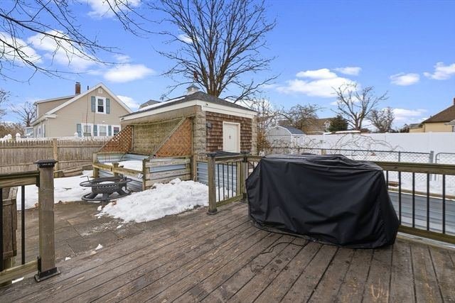 421 Maxfield St, New Bedford, MA 02740