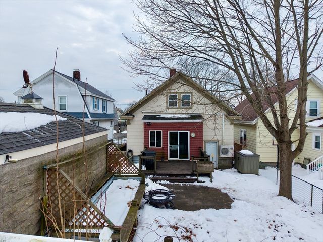 421 Maxfield St, New Bedford, MA 02740