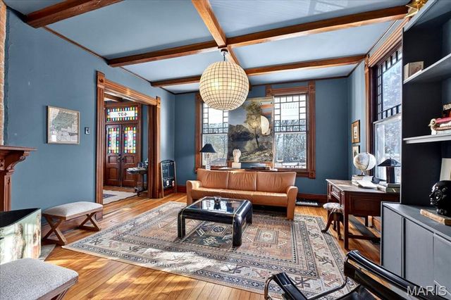 437 Selma Avenue, Webster Groves, MO 63119