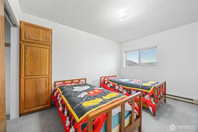 985 Guffy Road, Chelan, WA 98816