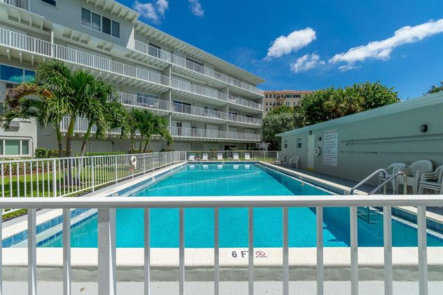 3500 S Ocean Boulevard 405, South Palm Beach, FL 33480