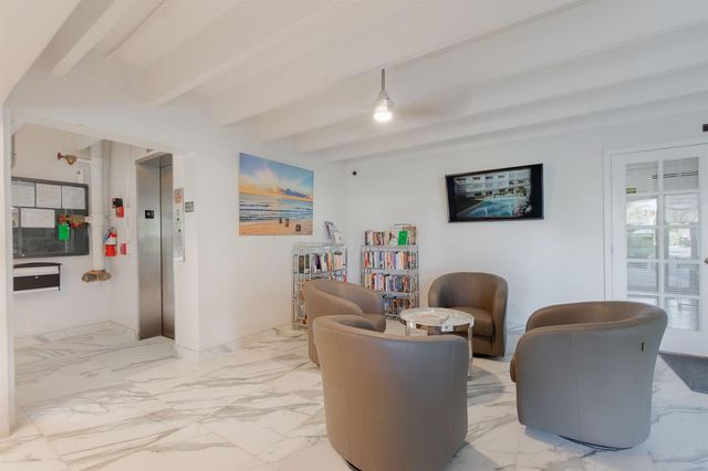 3500 S Ocean Boulevard 405, South Palm Beach, FL 33480